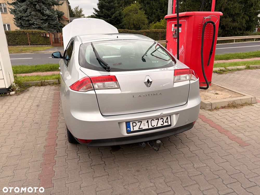 Renault Laguna 2008 photo 4