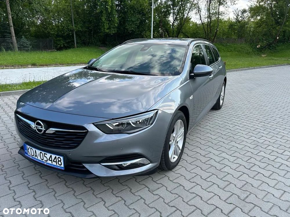 Opel Insignia - 1