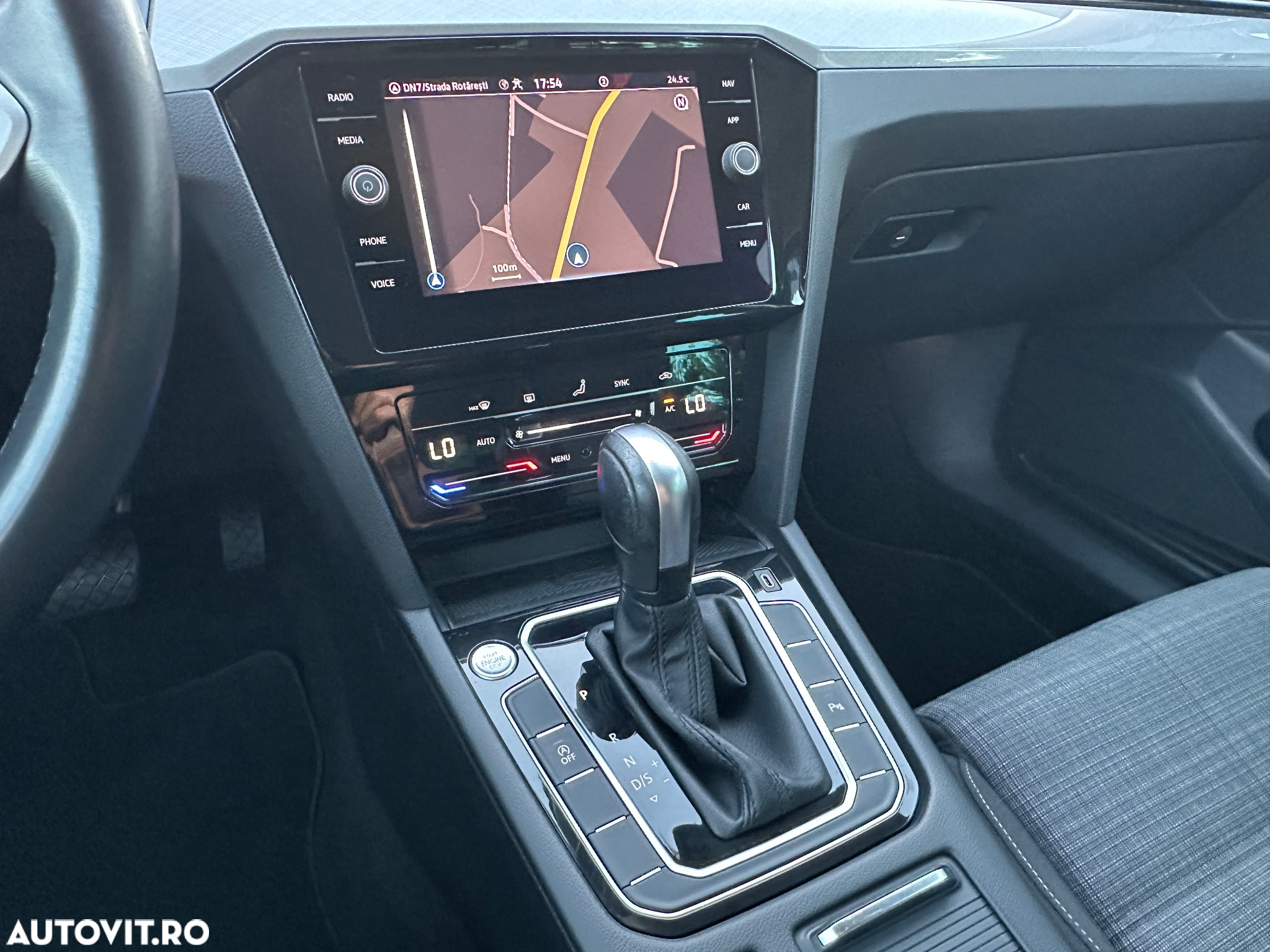 Volkswagen Passat - 6
