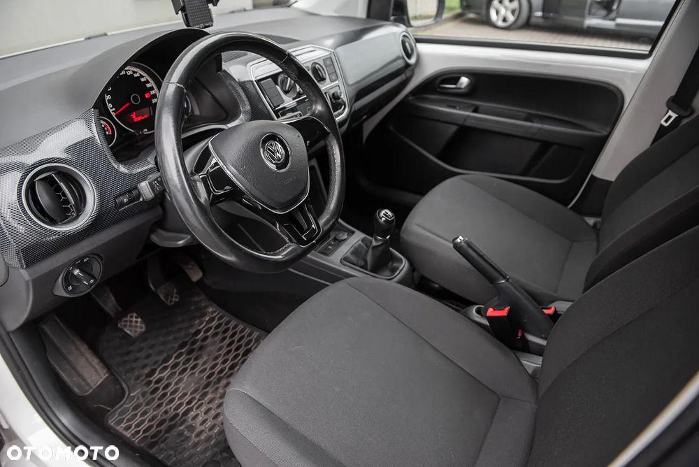 Volkswagen up! - 15