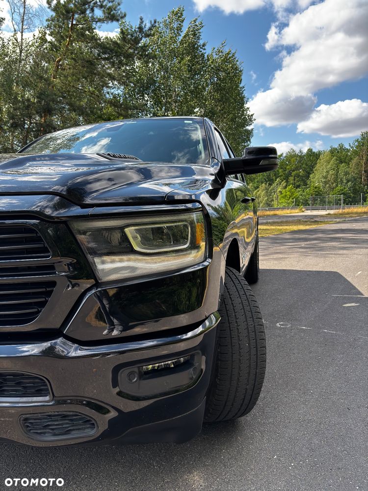 RAM 1500 5.7 eTorque Quad Cab Longbed Laramie Black - 11