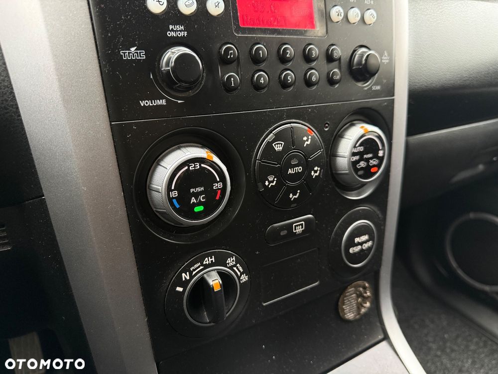 Suzuki Grand Vitara - 12