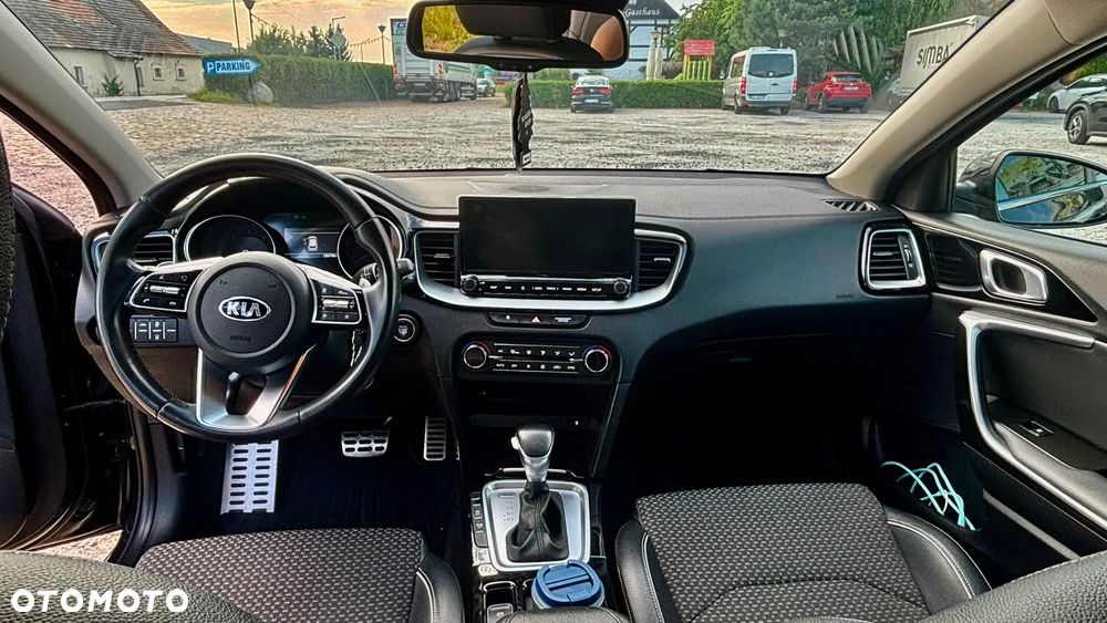 Kia Ceed 1.6 CRDi SCR L Business Line DCT - 10