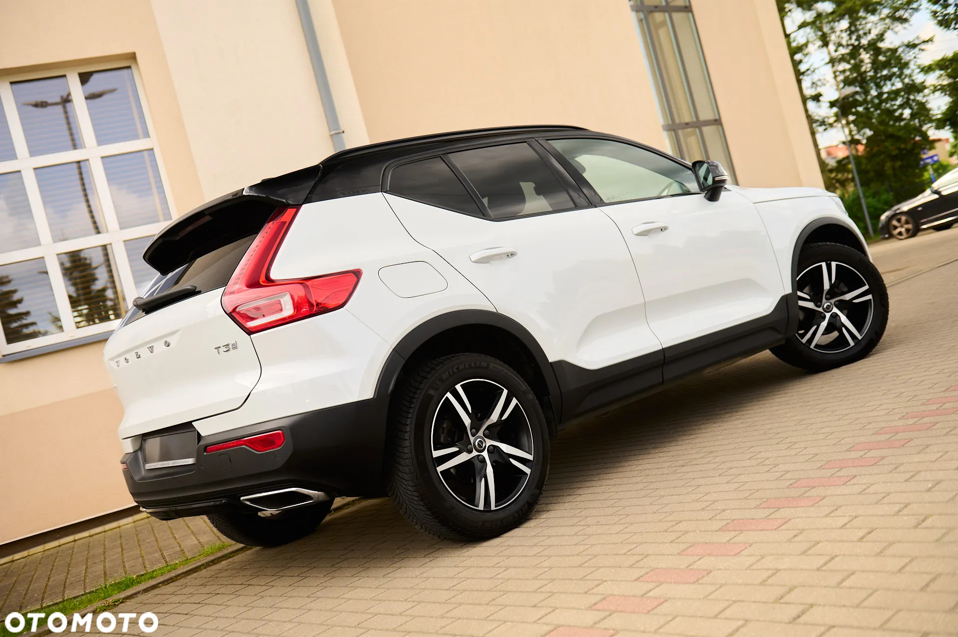 Volvo XC 40 T3 R-Design - 10