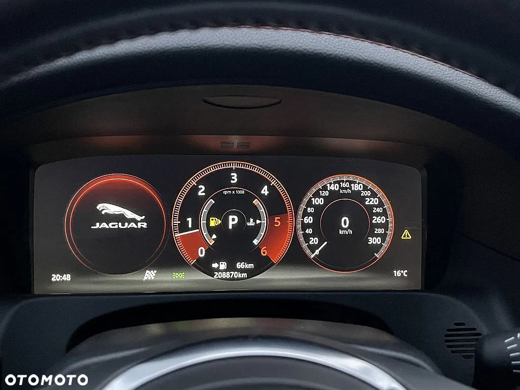 Jaguar XF 2.0 i4D R-Sport - 8