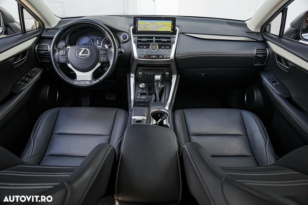 Lexus Seria NX - 5