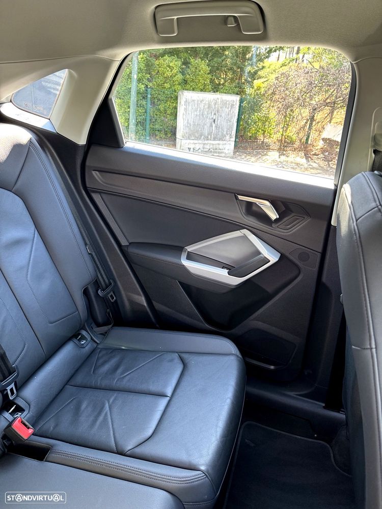 Audi Q3 Sportback 45 TFSIe S tronic S line - 21