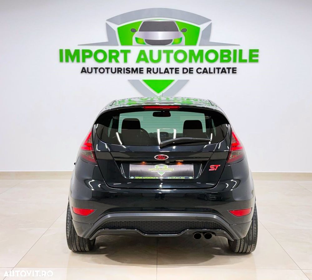 Ford Fiesta 1.6 EcoBoost ST - 5