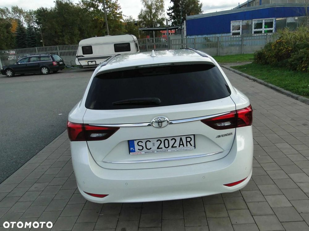 Toyota Avensis 2.0 Prestige MS - 5