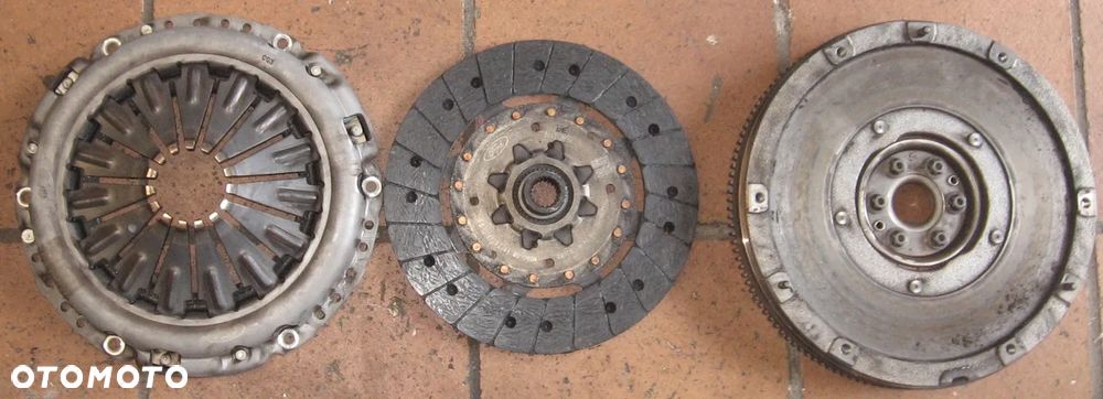 MONDEO FOCUS 1.5 1.6 ECOBOOST koło dwumasowe dwumasa sprzęgło FORD VOLVO V40