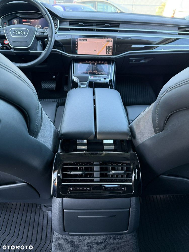 Audi A8 - 33