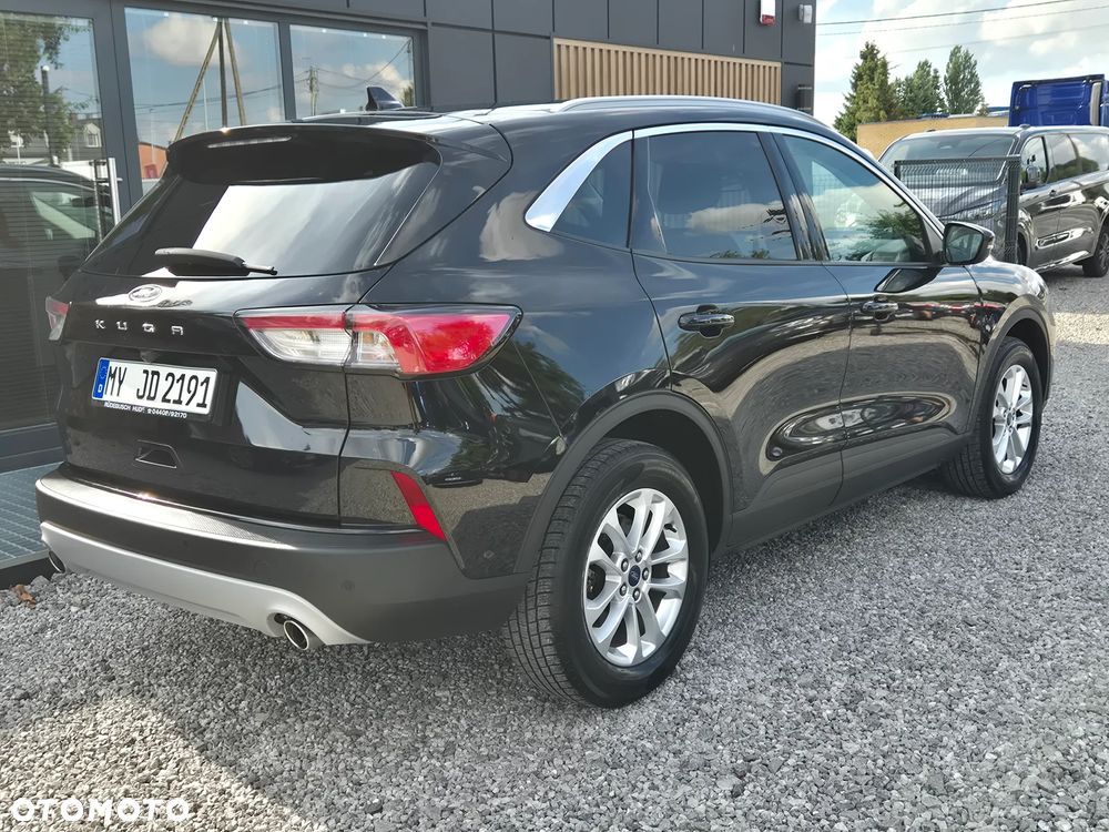 Ford Kuga - 11