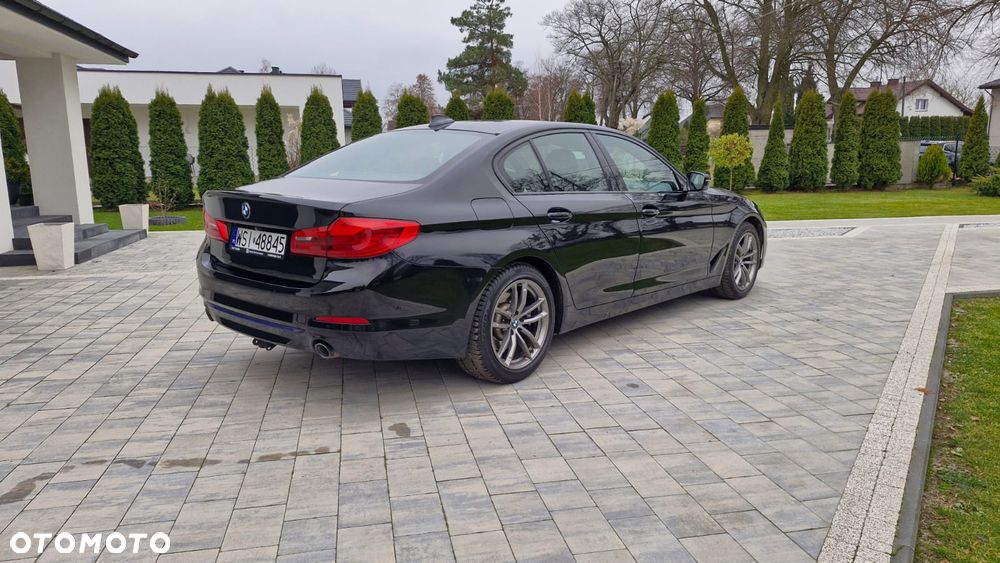 BMW Seria 5 520d - 4