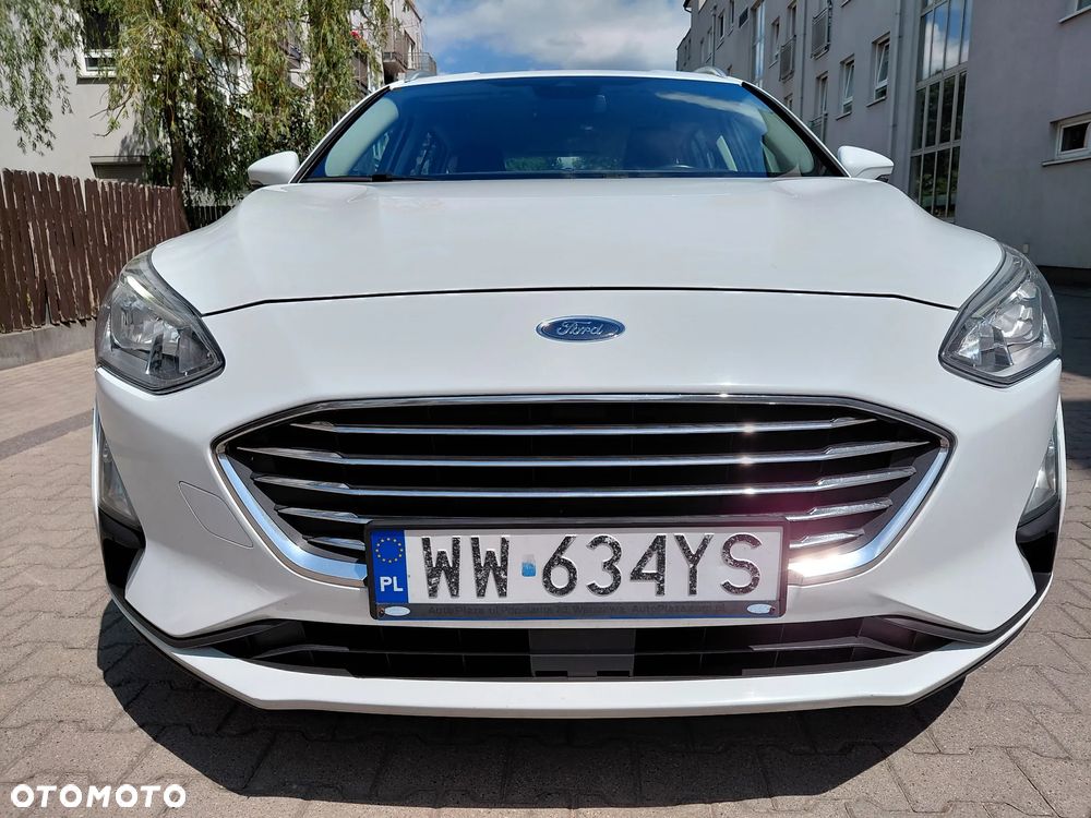Ford Focus 1.5 EcoBoost Titanium ASS - 1