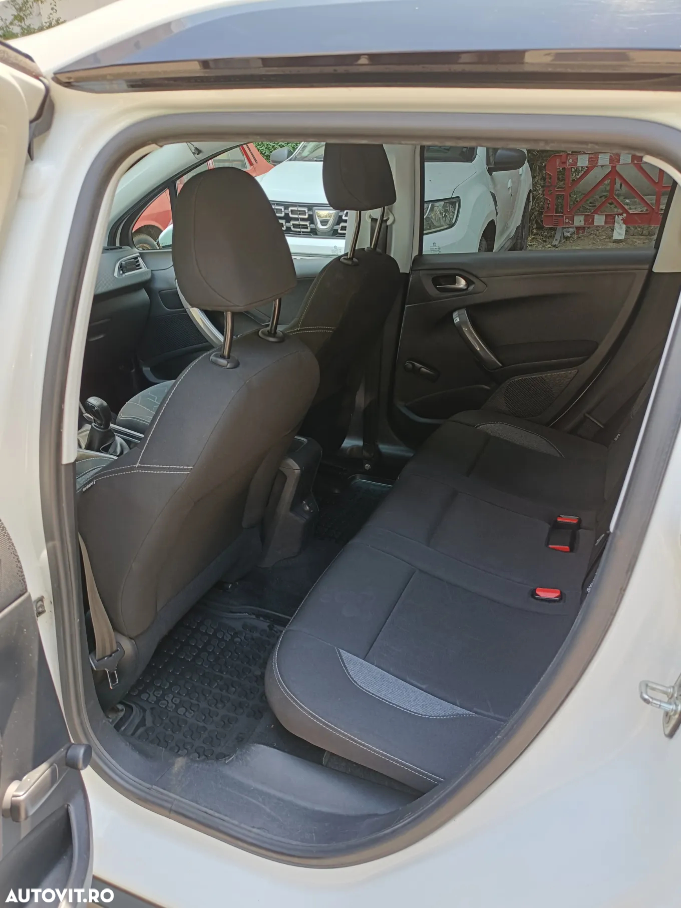 Peugeot 2008 1.6 BlueHDi FAP Active - 7