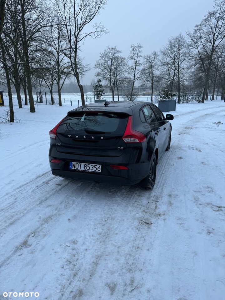 Volvo V40 D2 Momentum - 2