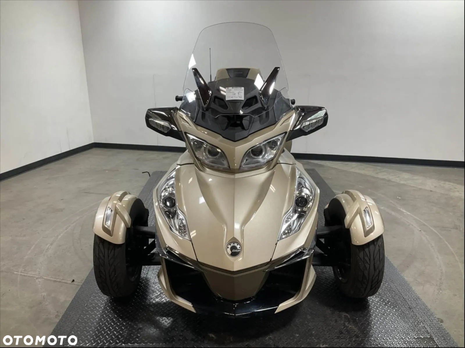 Can-Am Spyder - 2