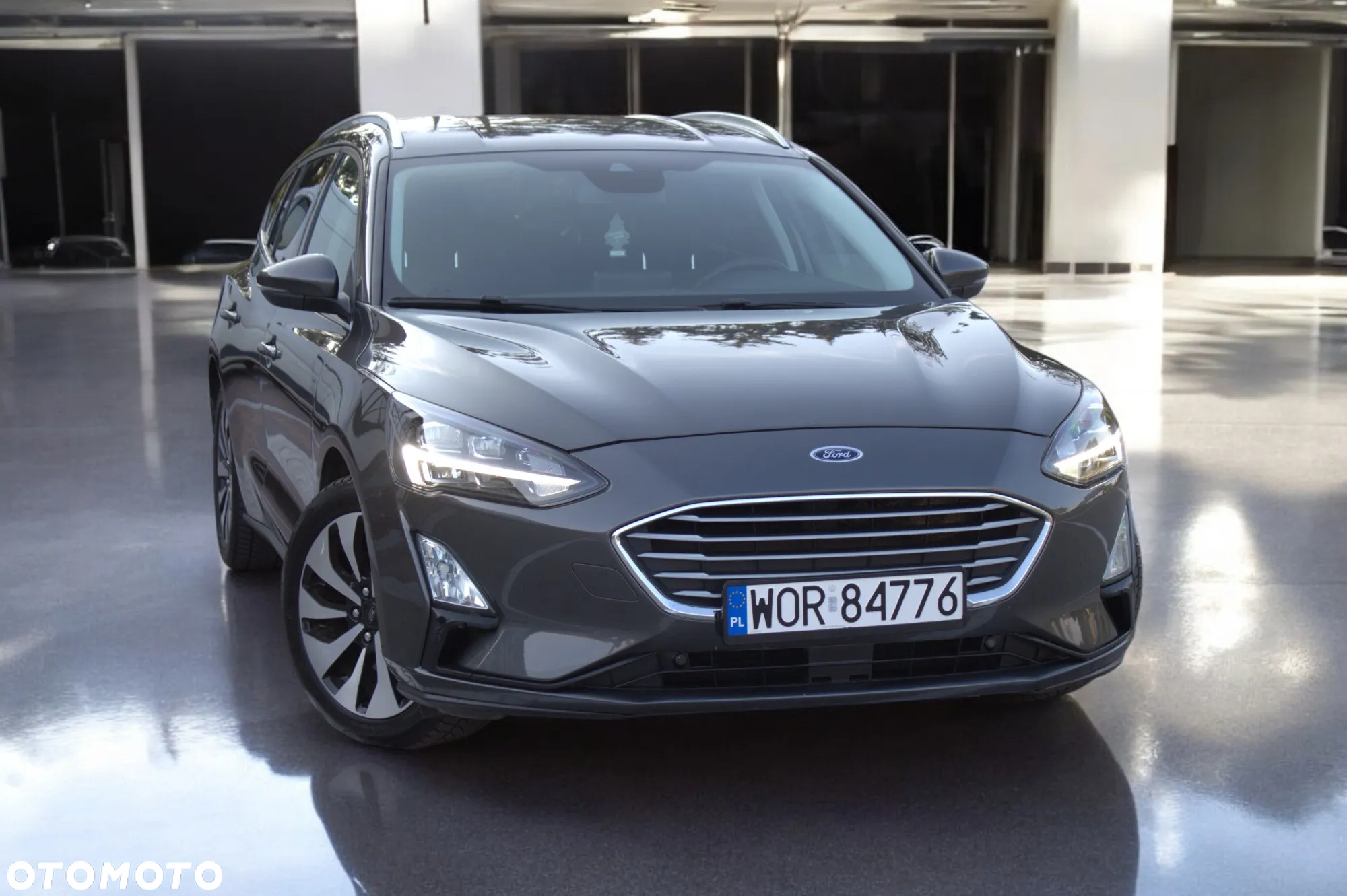 Ford Focus 1.5 EcoBlue Start-Stopp-System COOL&CONNECT DESIGN - 4