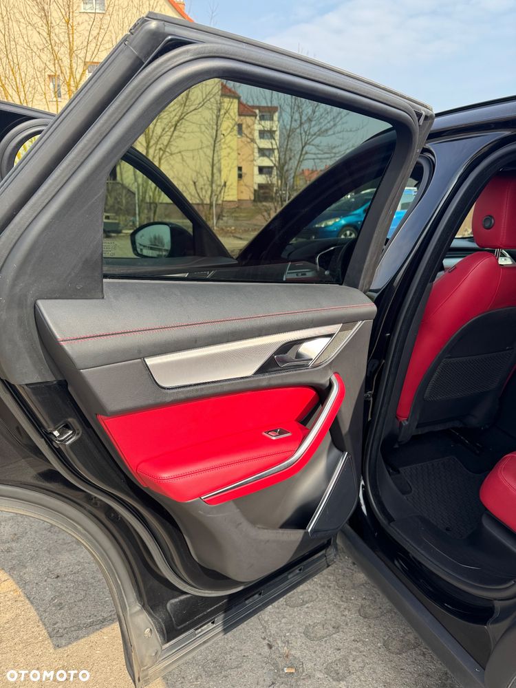 Jaguar F-Pace D300 AWD R-Dynamic SE 90th Anniversary Edition - 22