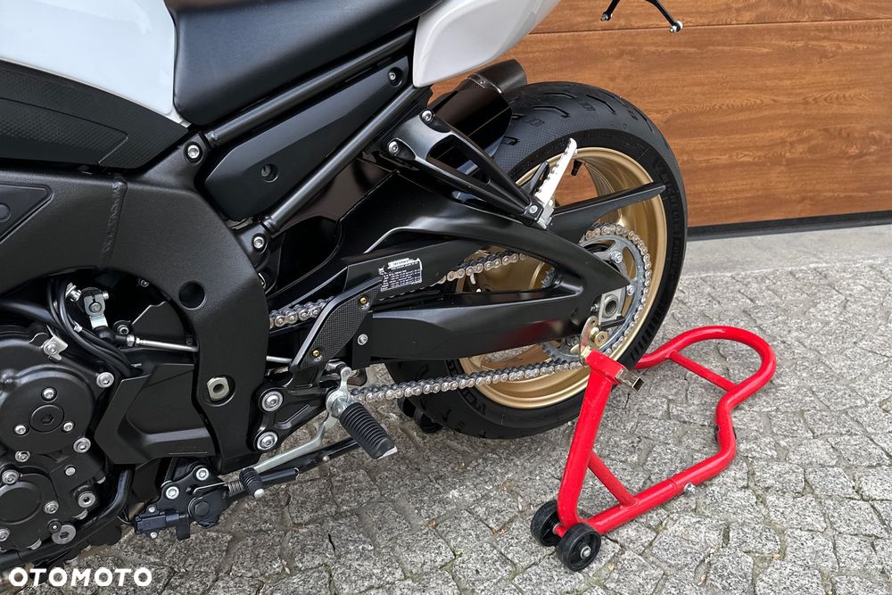 Yamaha FZ8 - 26