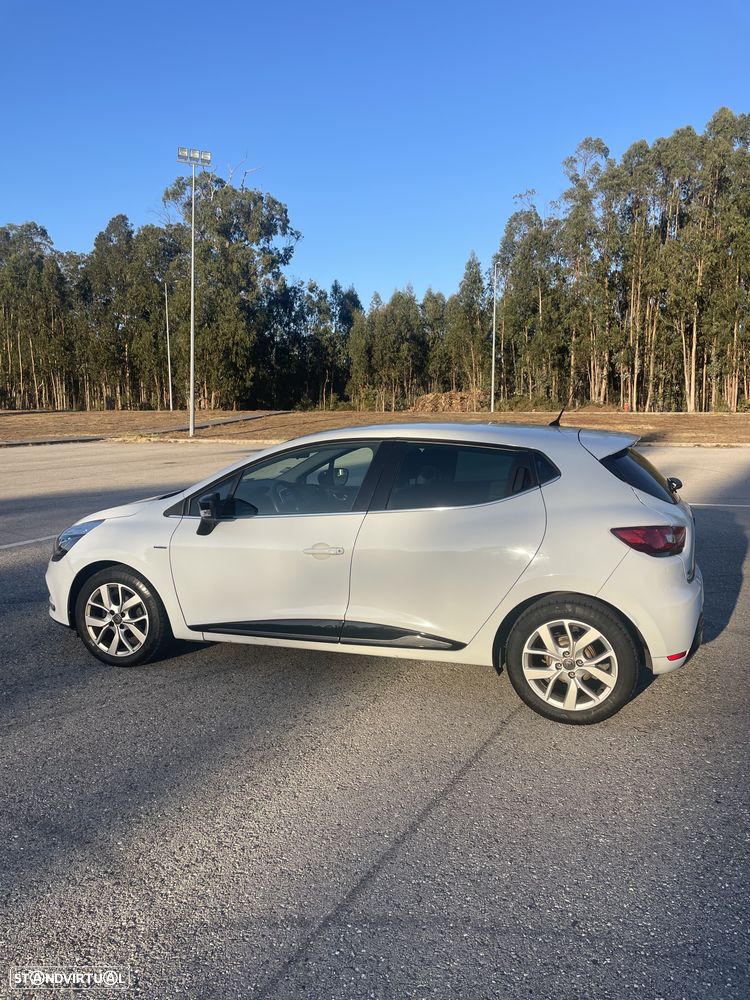 Renault Clio - 5
