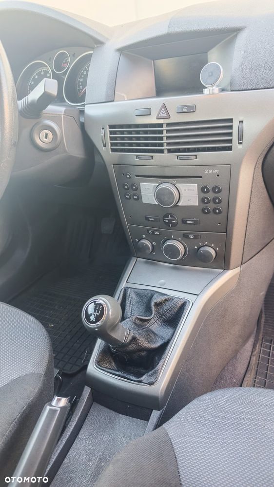 Opel Astra 1.6 - 12