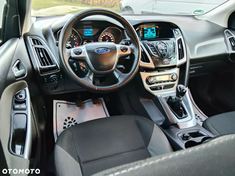 Ford Focus - 18