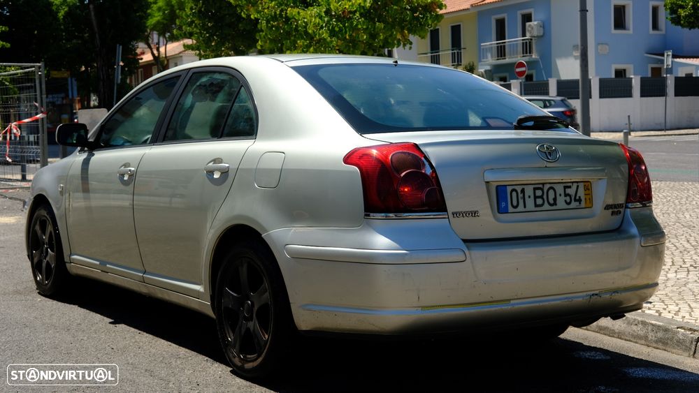 Toyota Avensis 2.0 D-4D - 4