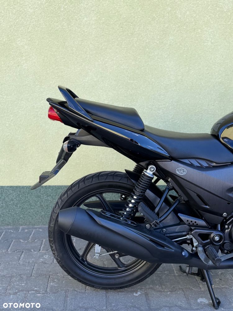 Honda CBF - 10