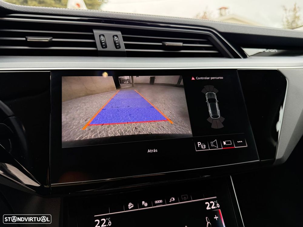 Audi Q8 e-Tron 55 quattro Advanced - 18