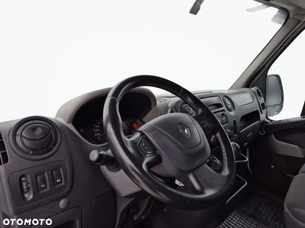 Renault Master - 11