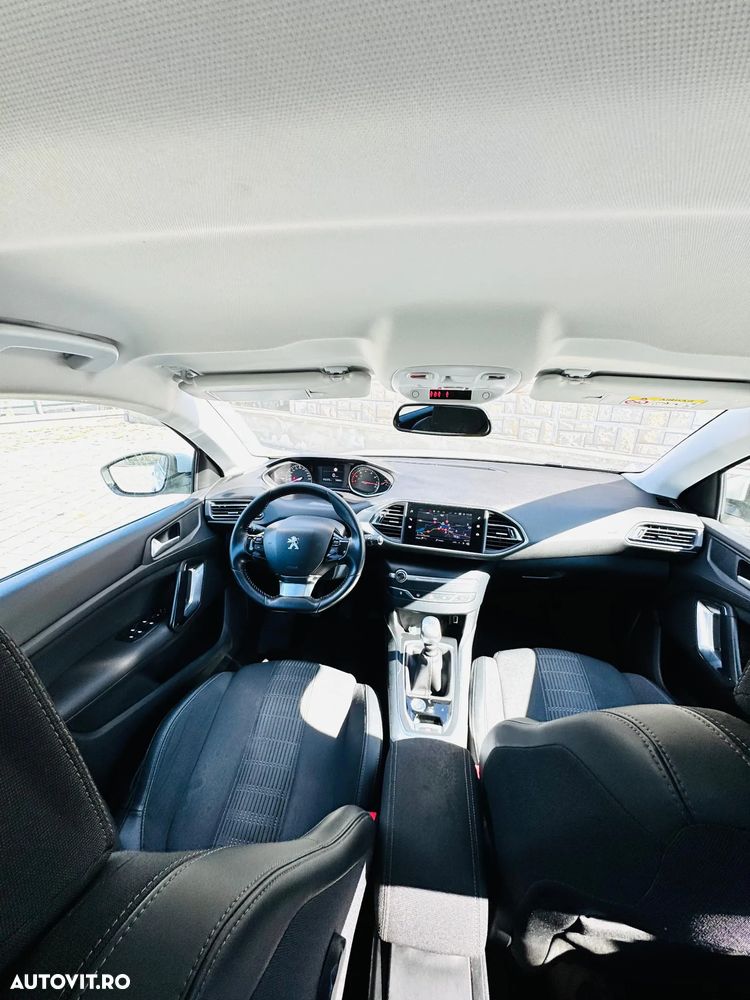 Peugeot 308 PureTech 130 GPF Stop & Start Allure - 11