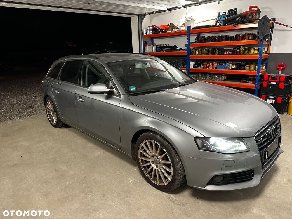 Audi A4 Avant - 1