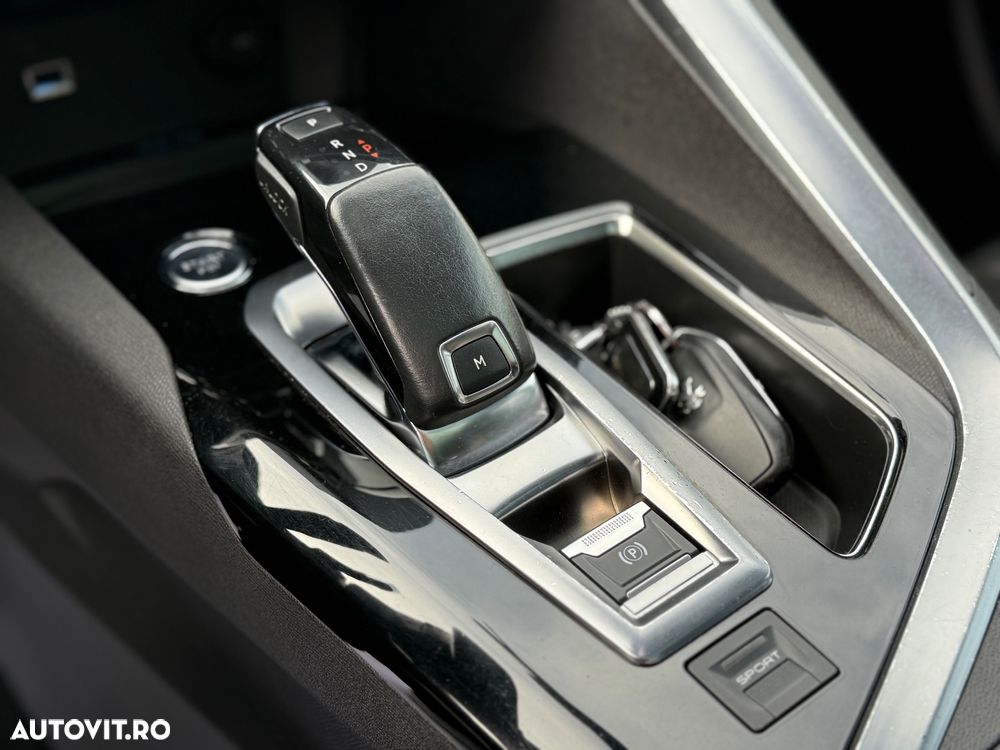 Peugeot 3008 BlueHDi 180 Stop & Start EAT6 GT - 8