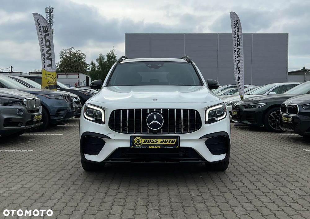 Mercedes-Benz GLB - 4