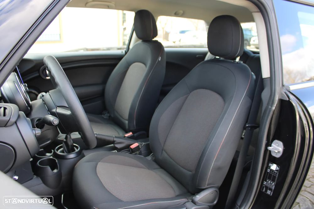 MINI 3 Portas One D Metropolitan - 11