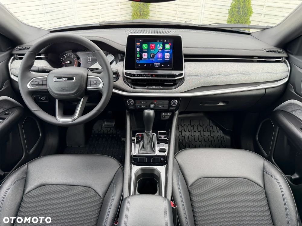 Jeep Compass - 9