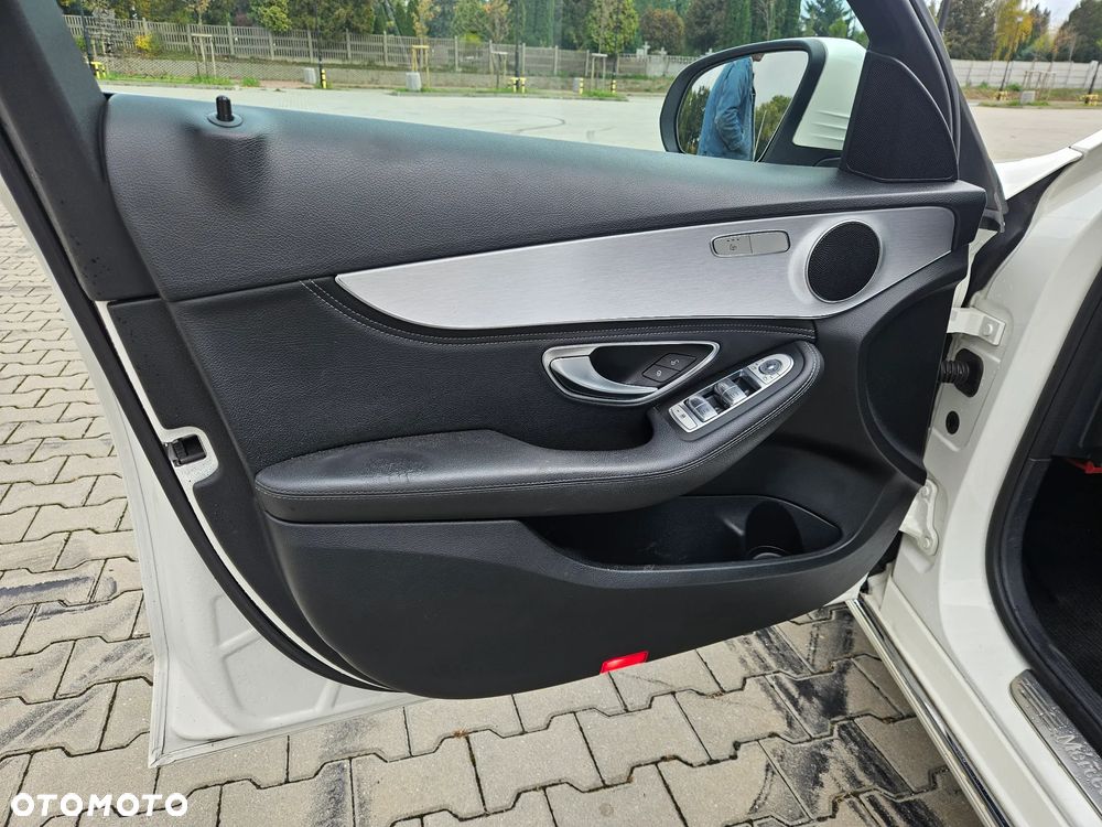 Mercedes-Benz Klasa C 200 (BlueTEC) d T 7G-TRONIC Avantgarde - 22