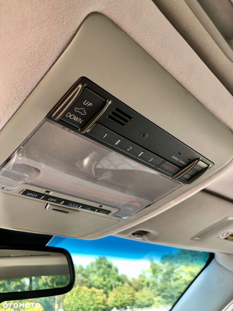 Lexus LS 460 Ambience Line - 24