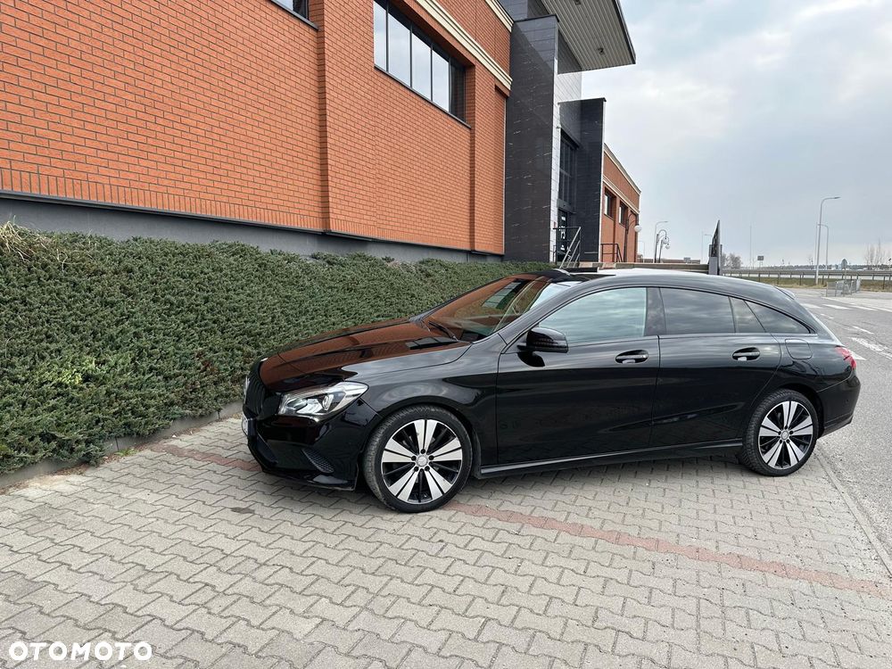 Mercedes-Benz CLA 220 d 7G-DCT - 9