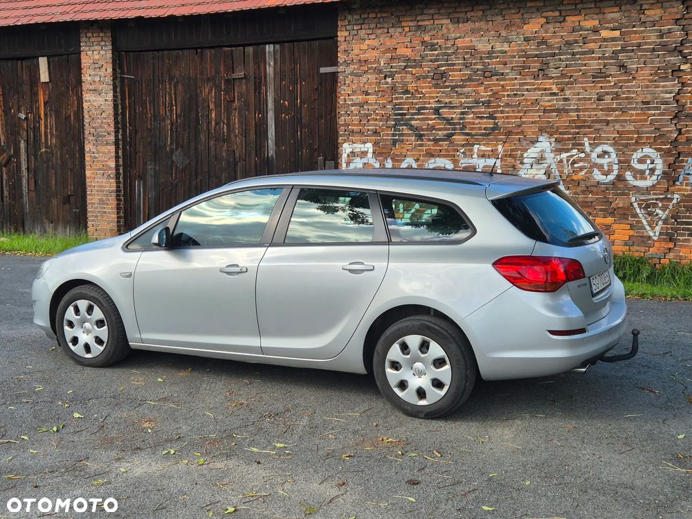 Opel Astra - 9