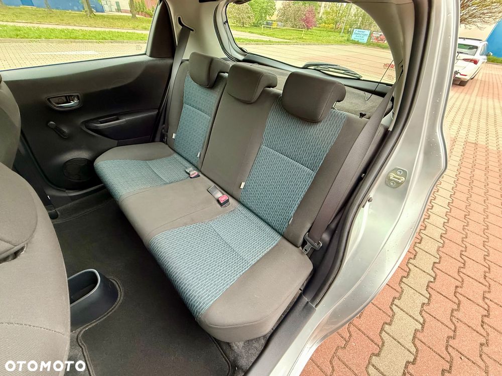 Toyota Yaris 1.33 VVT-i Edition - 17