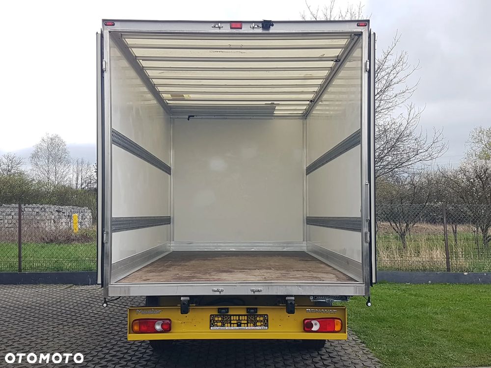 Renault MASTER KONTENER 8EP 4,22x2,24x2,24 KLIMA KRAJOWY MANUAL  6-BIEGÓW DMC 3500 KG - 5