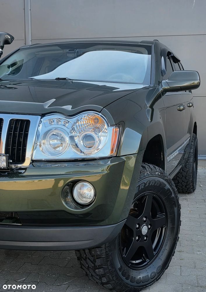 Jeep Grand Cherokee 5.7 4x4 Overland - 26
