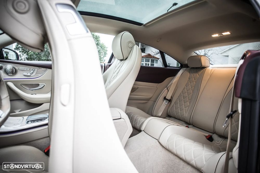 Mercedes-Benz E 53 AMG 4-Matic+ - 11