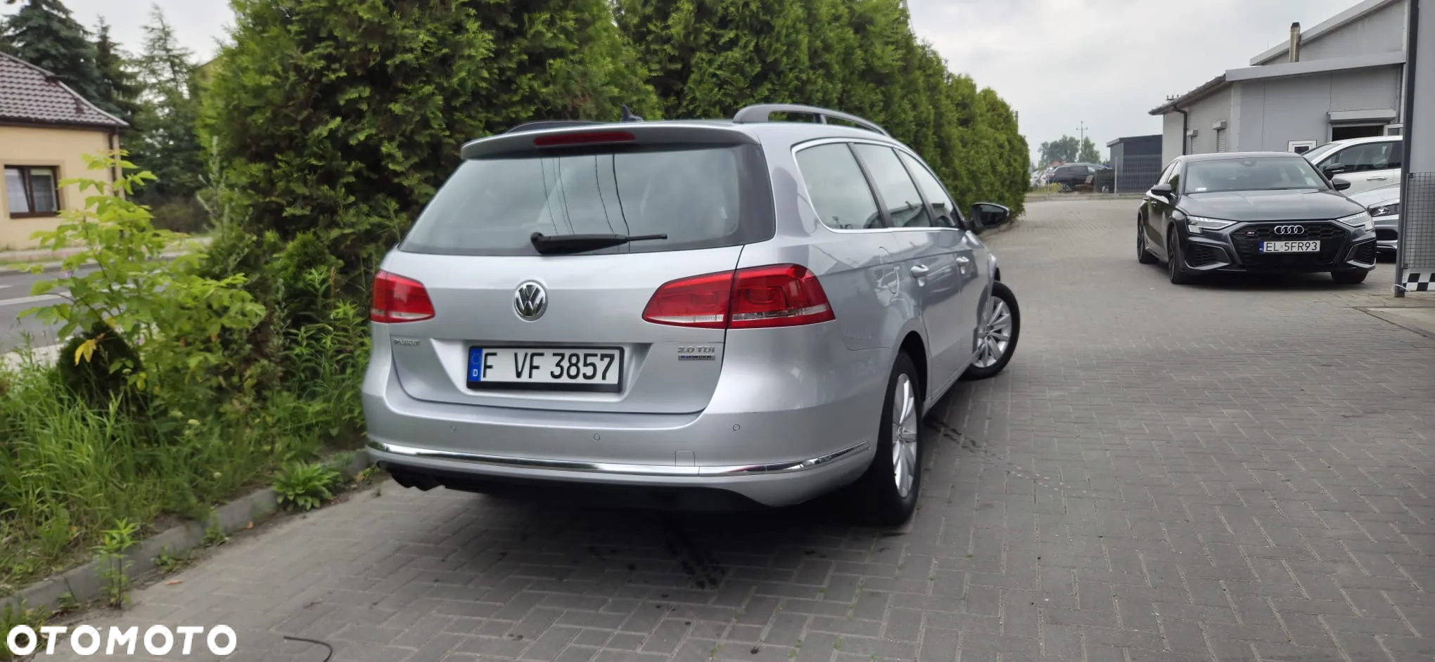 Volkswagen Passat Variant 2.0 Blue TDI SCR R-Line - 12