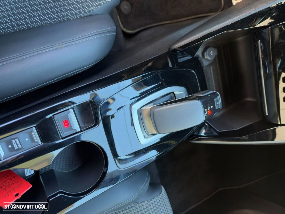 Peugeot e-2008 50 kWh GT Line - 13