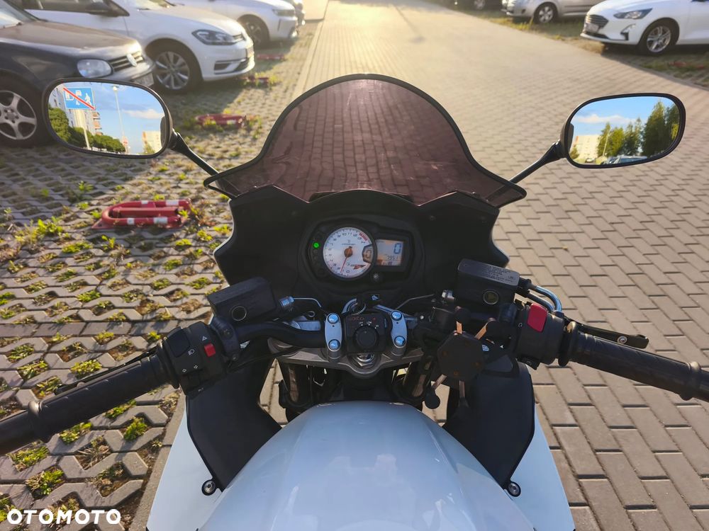 Suzuki GSX - 3