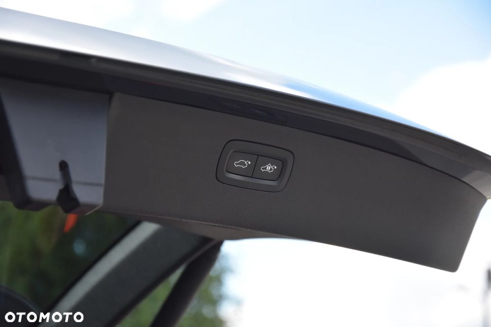 Volvo XC 90 - 29