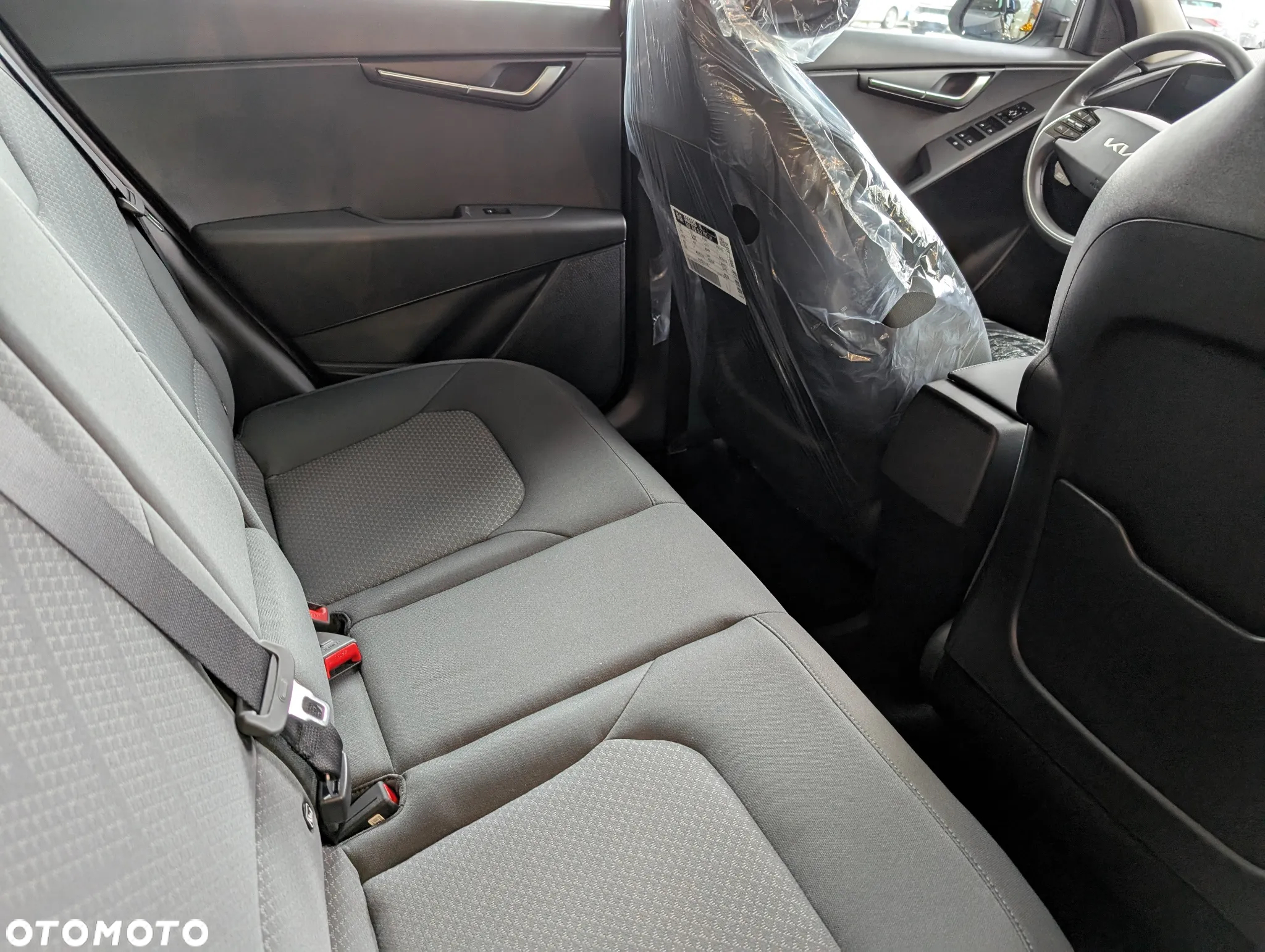 Kia Niro 1.6 GDI Hybrid M - 4